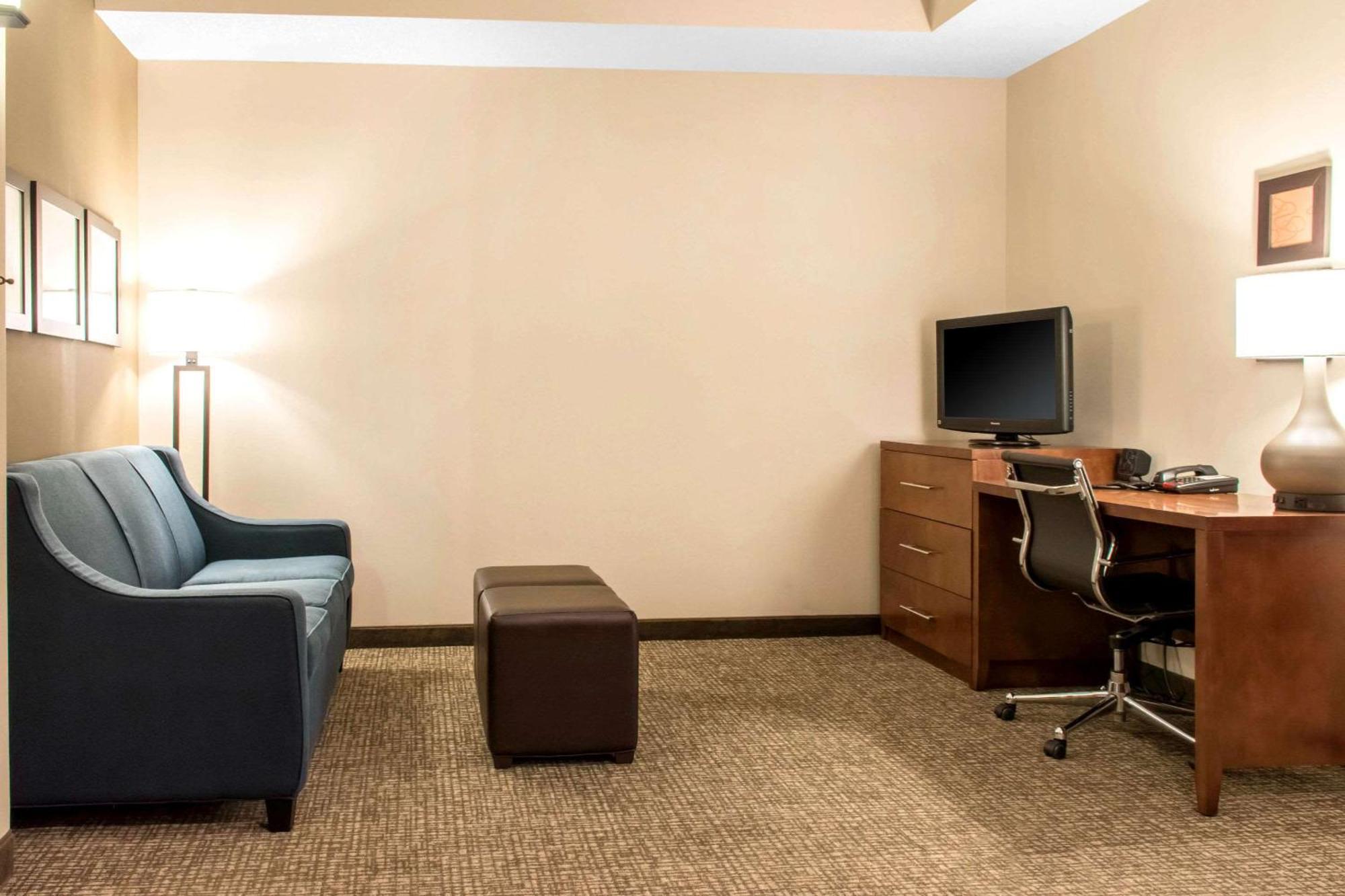 Comfort Suites Scranton Near Montage Mountain Экстерьер фото