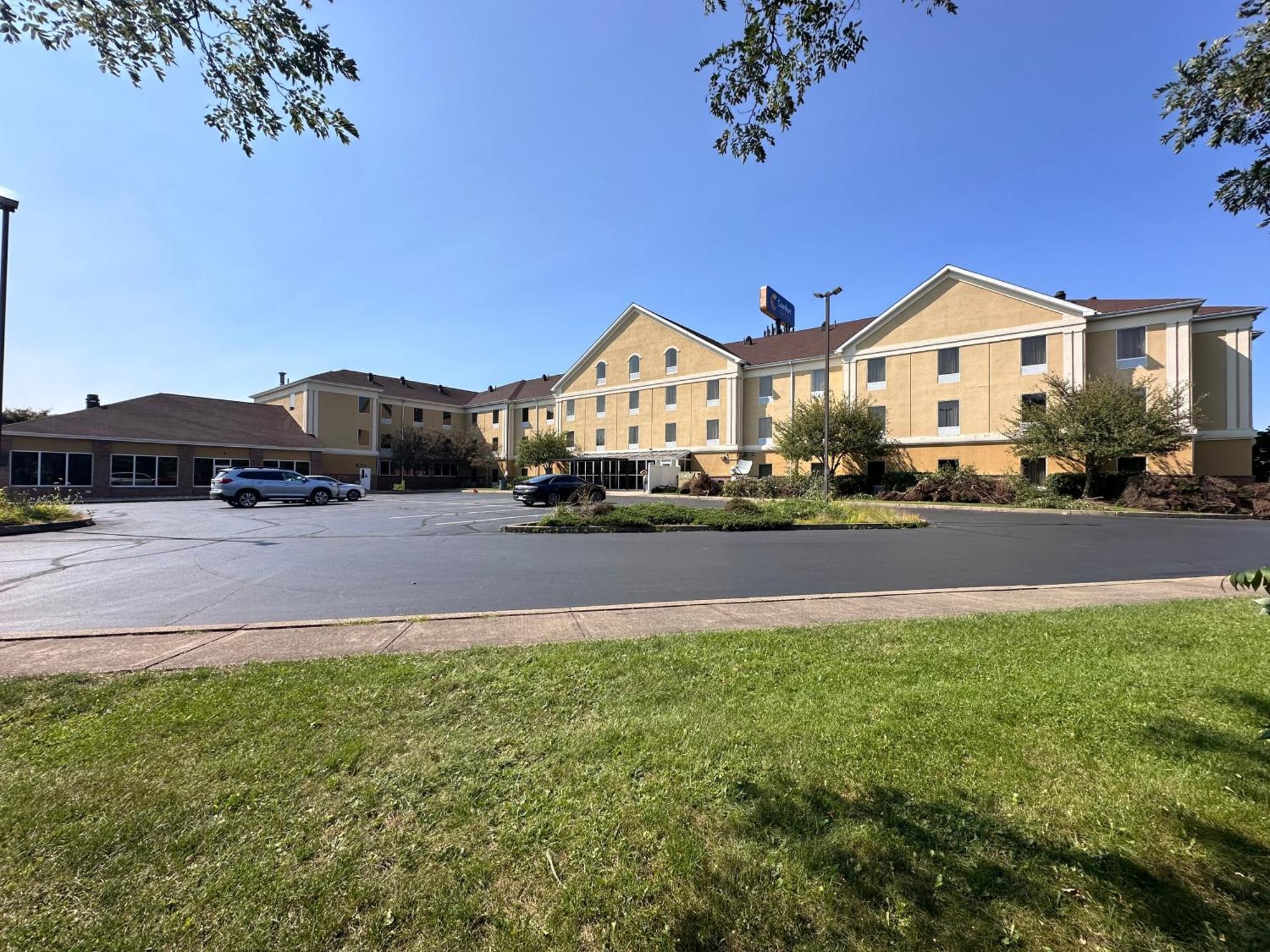 Comfort Suites Scranton Near Montage Mountain Экстерьер фото